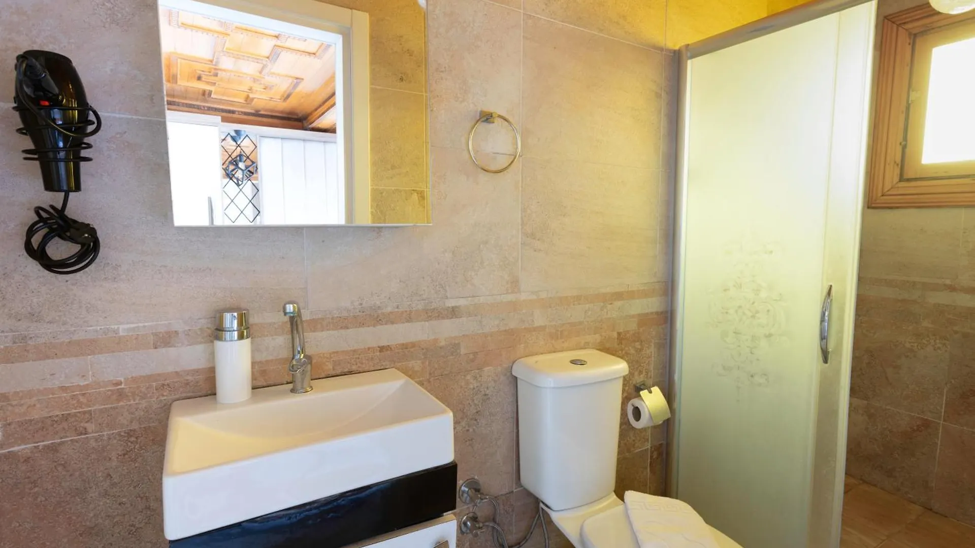 The Astra Hotel Estambul