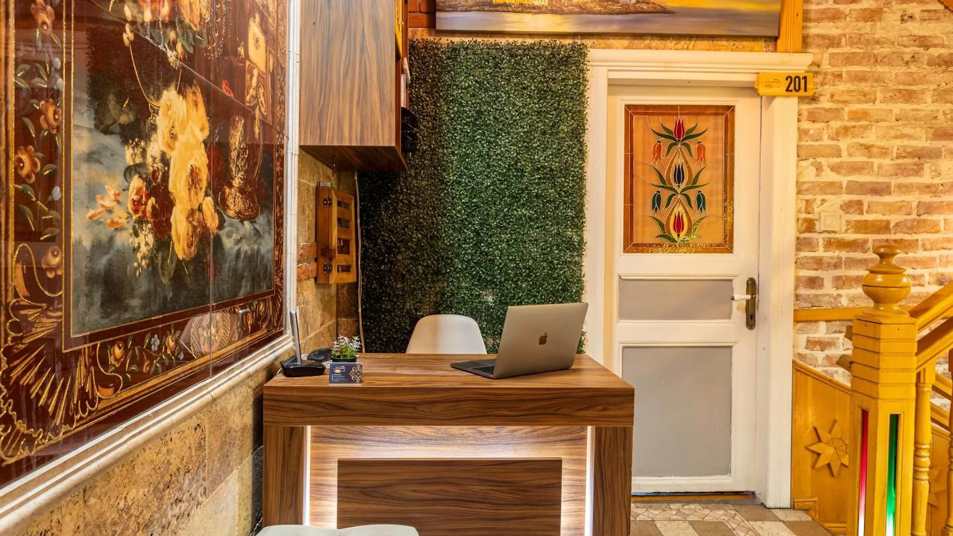 The Astra Hotel Estambul 0*,